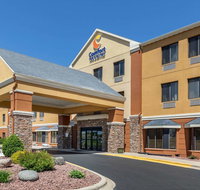 Comfort Inn  Suites Kenosha - Accommodation Los Angeles