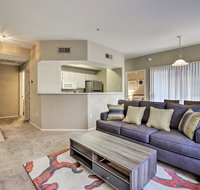 Condo with Pool - 5 Mi to Tempe Diablo Stadium! - Accommodation Los Angeles