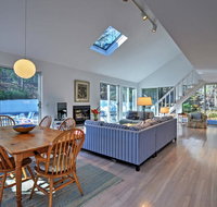 Contemporary Hampton Home w/Heated Pool  Fire Pit - Accommodation Los Angeles