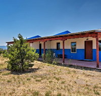 Cottage w/Patio & Grill, 25Min to Taos Valley - Accommodation Los Angeles