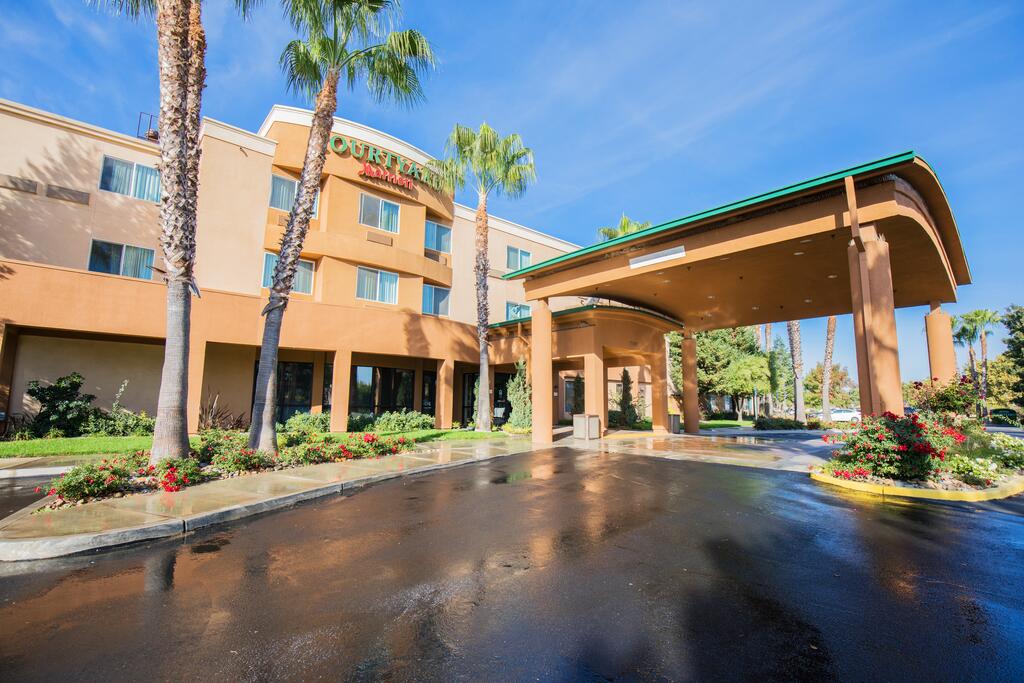 Courtyard By Marriott Merced - thumb 1
