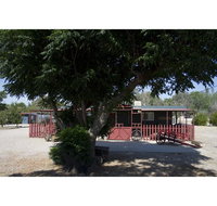 Cozy 2 BR on 4 acres with orchard - Accommodation Los Angeles