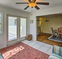 Cozy Cape San Blas House with Deck-Walk to the Beach - Accommodation Los Angeles