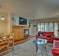 Cozy Driggs Condo with Hot Tub & Ski Shuttle Service! - Accommodation Los Angeles