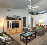 Cozy Family-Friendly Home - 7Mi to Lake Havasu City - Accommodation Los Angeles