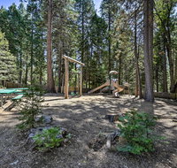 Cozy Pollock Pines Resort Cabin 11Mi to Apple Hill - Accommodation Los Angeles