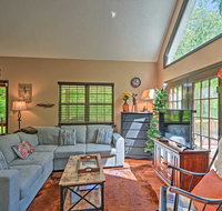 Creekside Cabin with 3 Decks 5 Miles to Lake - Accommodation Los Angeles