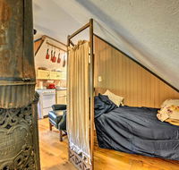 Creekside Cabin   10 Mi. from Bowling Green! - Accommodation Los Angeles