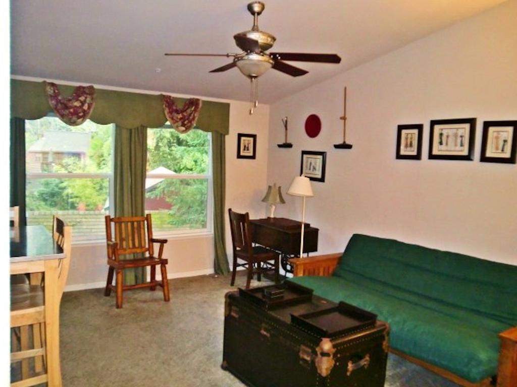 Creekside Inn & Resort - thumb 0