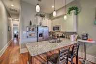 Cute Casa w/ Deck 2 Mi. from French Quarter Accommodation Los Angeles
