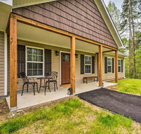 Dahlonega Home with Yard near Hiking and Downtown - Accommodation Los Angeles