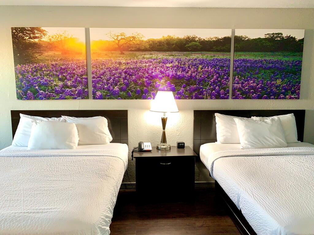 Days Inn By Wyndham Canton - thumb 1