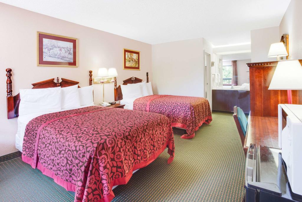 Days Inn By Wyndham Greenville MS - thumb 1