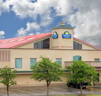 Days Inn by Wyndham Lubbock South - Accommodation Los Angeles