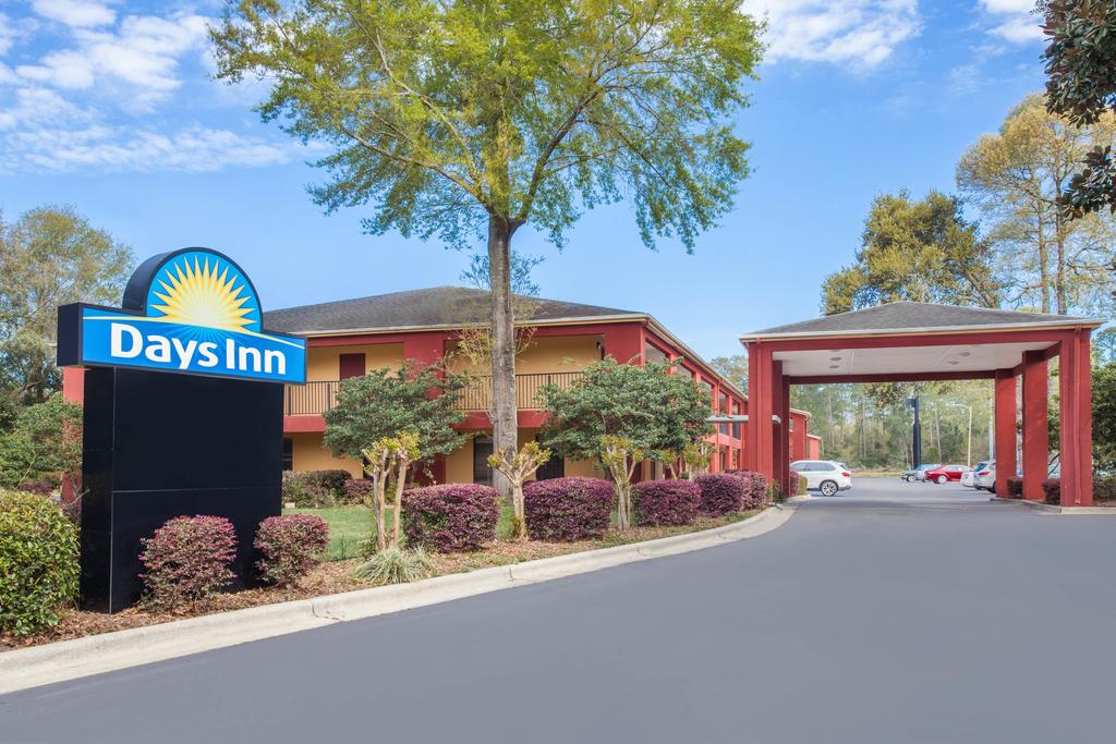 Days Inn By Wyndham Pensacola West - thumb 2