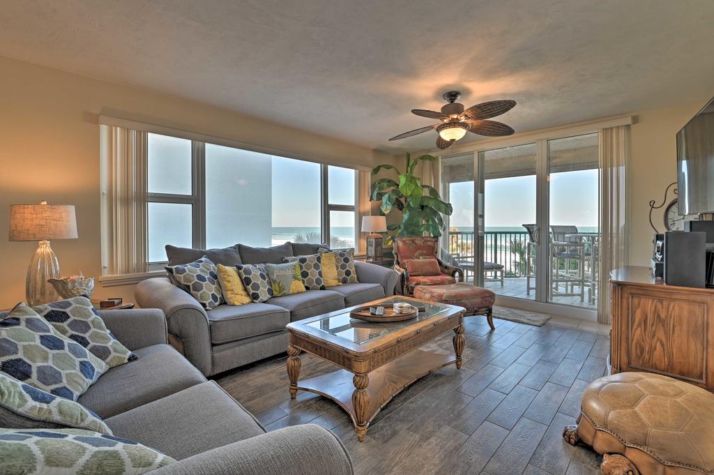 Daytona Beach Seaside Condo With Pools, Hot Tubs - thumb 1