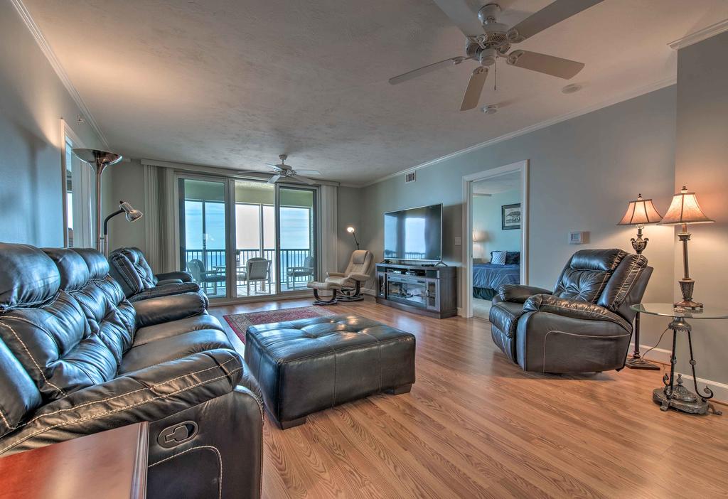 Daytona Beach Shores Condo With Pool - 5 Mi To Pier! - thumb 3