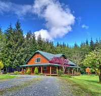 Delightful Home on 10 Acres - 10 Mins to La Push! - Accommodation Los Angeles