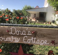 Dora's Country Cottage - Accommodation Los Angeles
