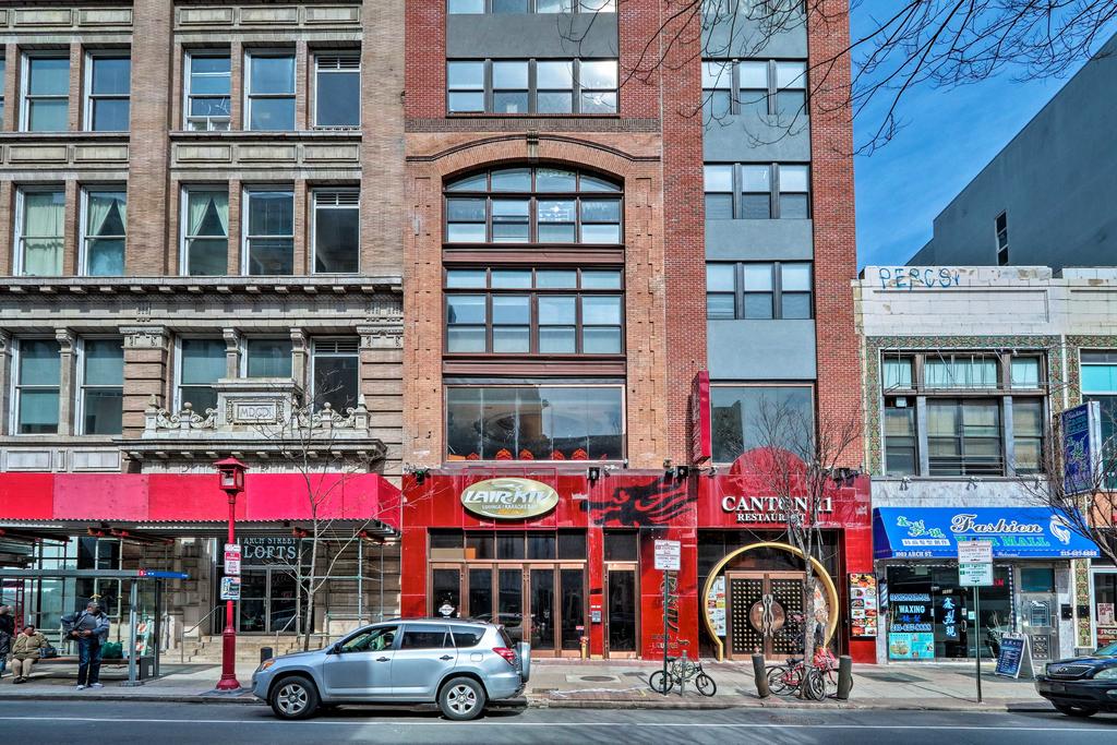 Dwntn Philly Condo Next To Convention Center! - thumb 0