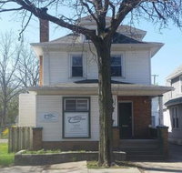 E. Michigan Walk Up Furnished APT - Accommodation Los Angeles