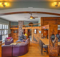 East Burke Home w/Large Deck On Mtn Bike Trails! - Accommodation Los Angeles