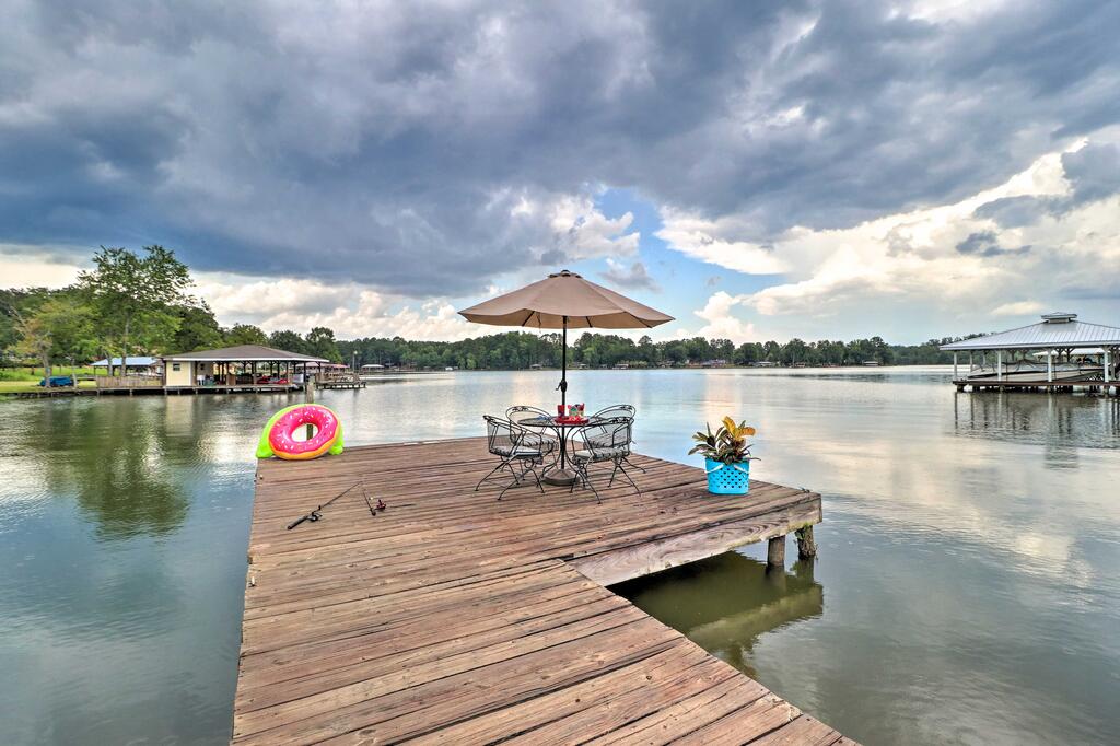 Eatonton Home With Dock & Lake Sinclair Views! - thumb 0