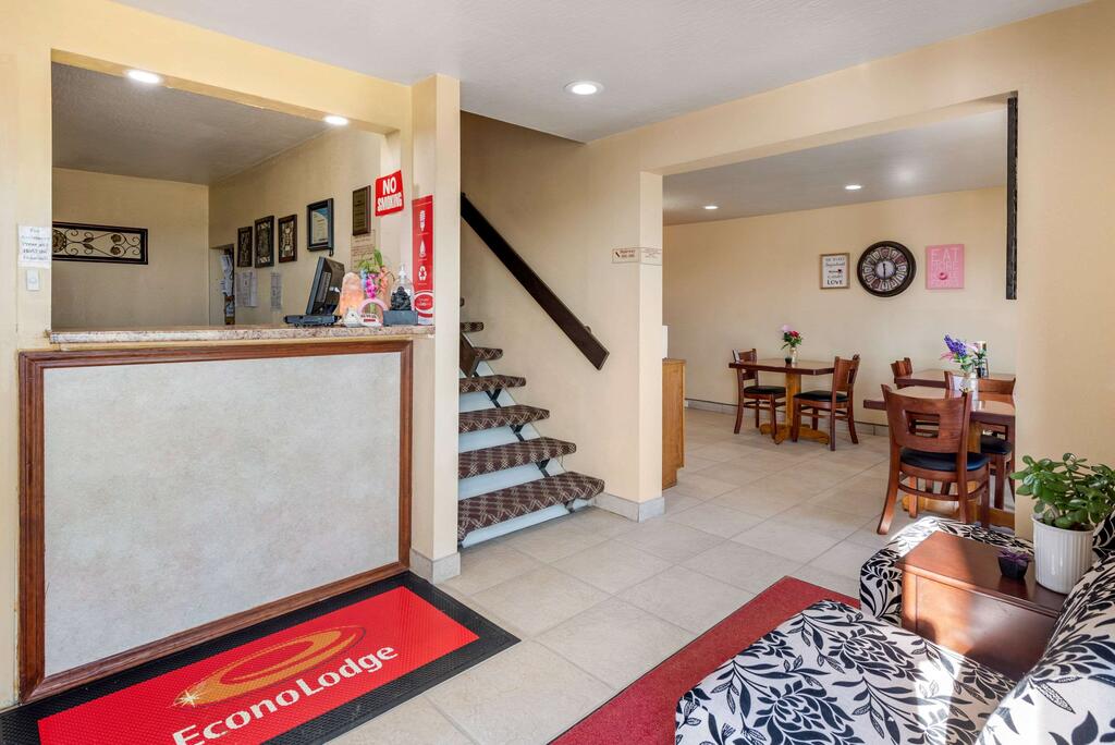 Econo Lodge - thumb 3