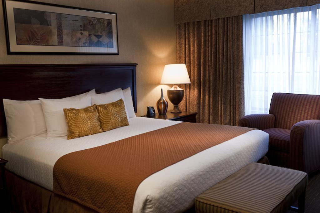 Embassy Suites Lubbock - thumb 2