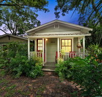 Erehwon Retreat Charming 1923 Cottage - Accommodation Los Angeles