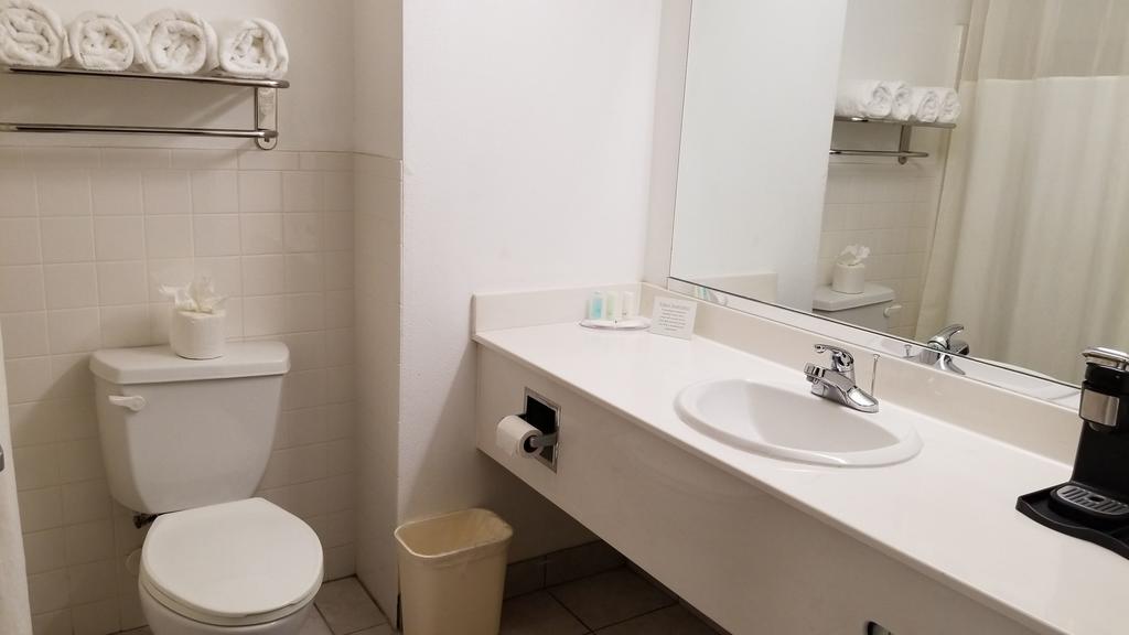 FairBridge Inn & Suites Cleburne - thumb 2