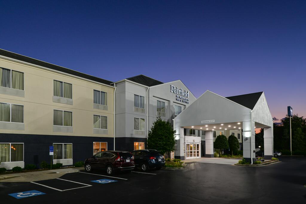 Fairfield Inn & Suites Charlotte Arrowood - thumb 1