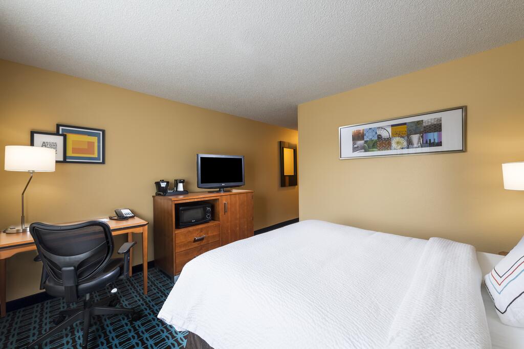 Fairfield Inn And Suites St Petersburg Clearwater - thumb 1