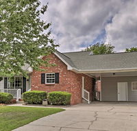 Family Cottage 10-Min Walk to Pass Christian Beach - Accommodation Los Angeles