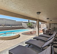 Family Home with Fire Pit & BBQ about 3 Mi to Lake Havasu - Accommodation Los Angeles