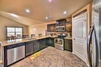 Family Home  5 Mi to Lackland Air Force Base Accommodation Los Angeles