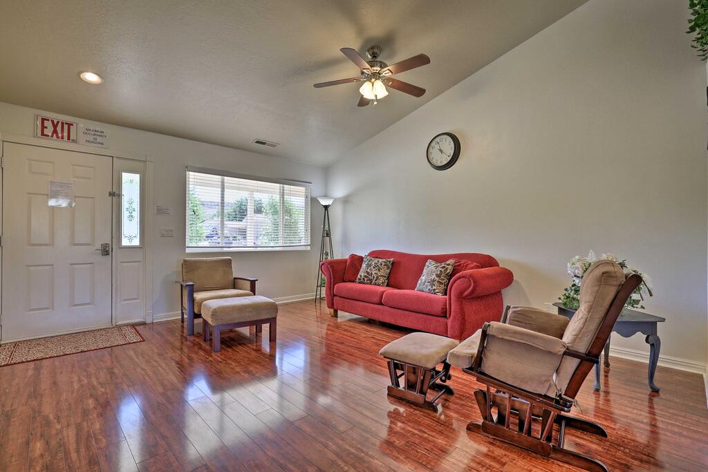 Family-Friendly Ranch House, 21 Miles To Zion - thumb 3