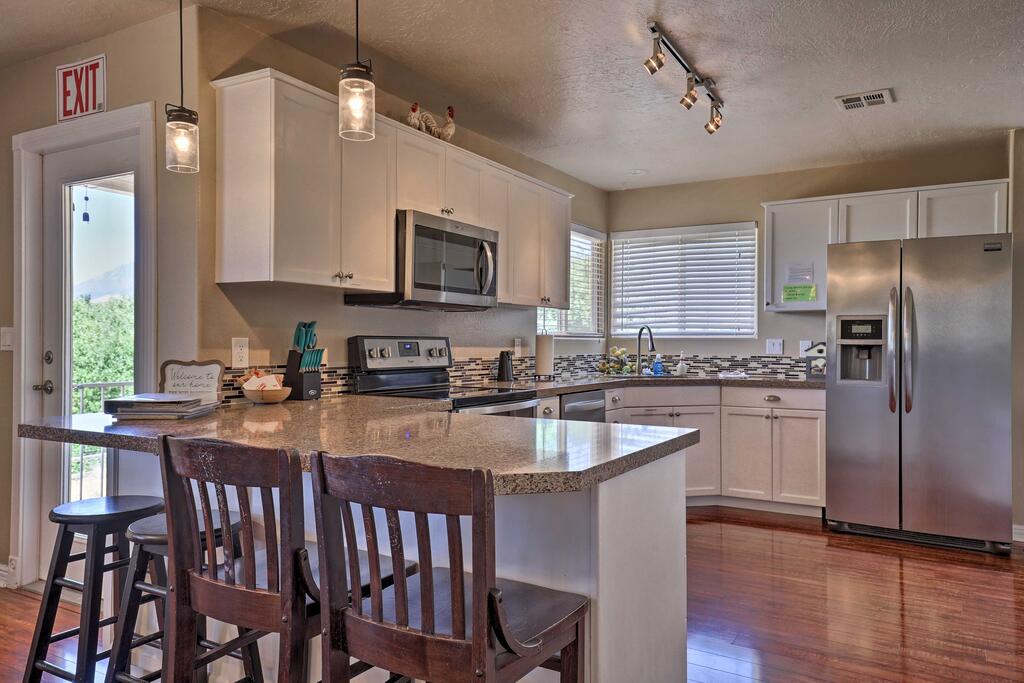 Family-Friendly Ranch House, 21 Miles To Zion - thumb 1