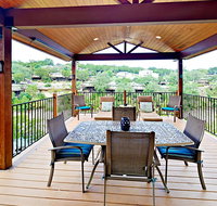 Four-Bedroom Lakeway Waterfront House - Accommodation Los Angeles