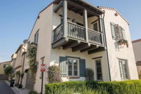 FURNISHED PRIVATE ROOM - NEAR PUBLIC TRANSIt Accommodation Los Angeles