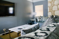 Gated Subdivision Contemporary yet Cozy Fun Accommodation Los Angeles