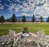 Glacier Park Getaway Surrounded by Mtn Lakes - Accommodation Los Angeles