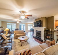 Grand Rivers Home - Walk to Lakes and National Park! - Accommodation Los Angeles