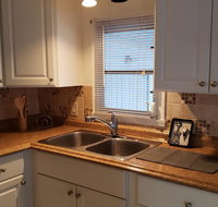 Great for Seniors Pets Welcome Free WiFi - Spring and Summer Special - Accommodation Los Angeles