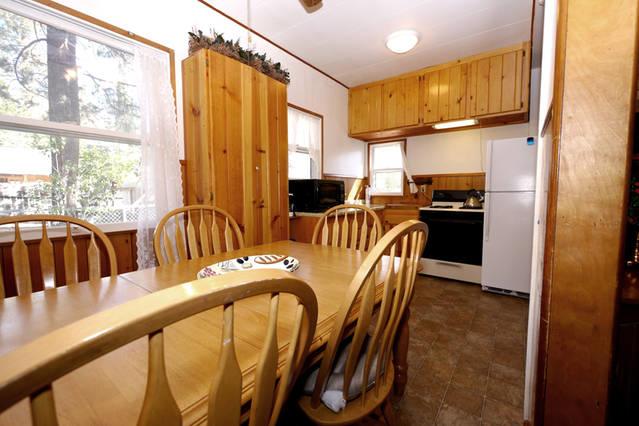Green Cabin In Big Bear Lake - thumb 2