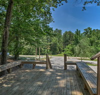 Guntersville Lake Cabin with 3 Fishing Ponds! - Accommodation Los Angeles