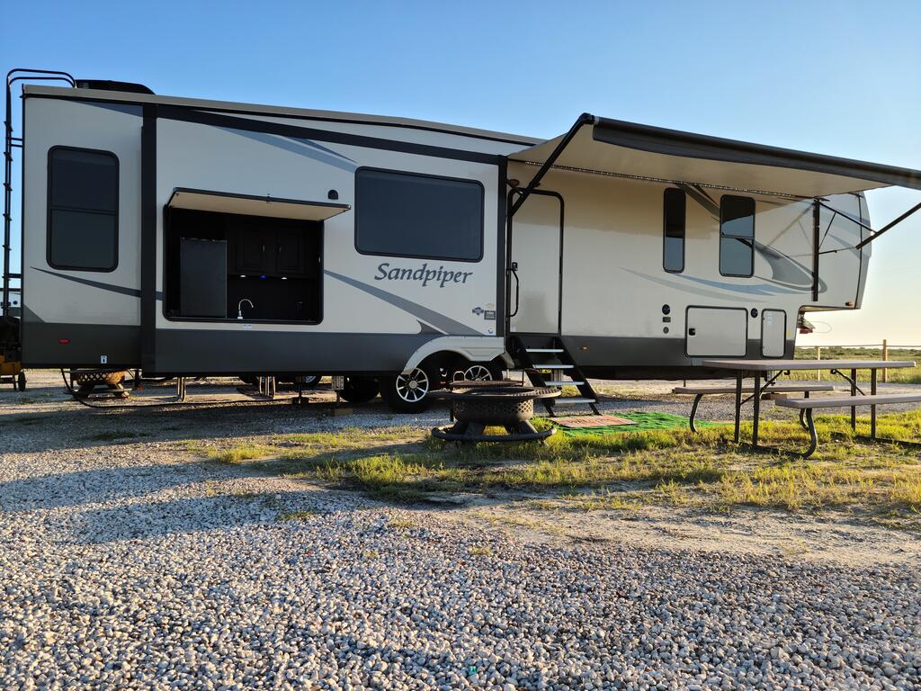 Hailey's Beach-n-Bay RV Resort - thumb 3