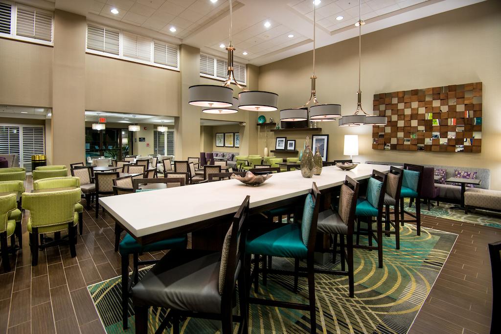 Hampton Inn & Suites Fort Myers Beach/Sanibel Gateway - thumb 3