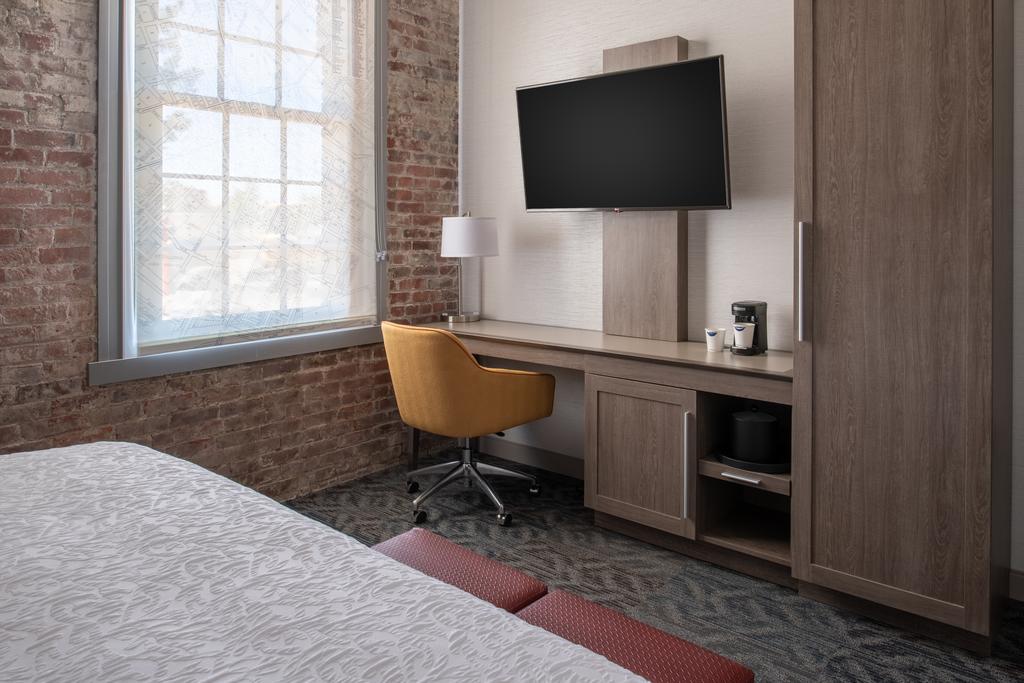 Hampton Inn Petaluma, Ca - thumb 1