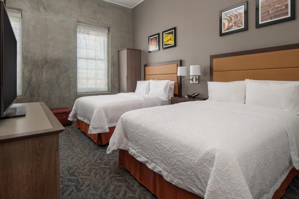 Hampton Inn Petaluma, Ca - thumb 3